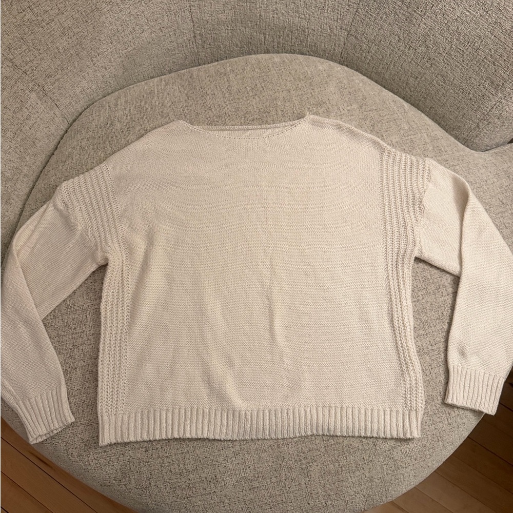 Elegant Women's Ivory Knit Sweater